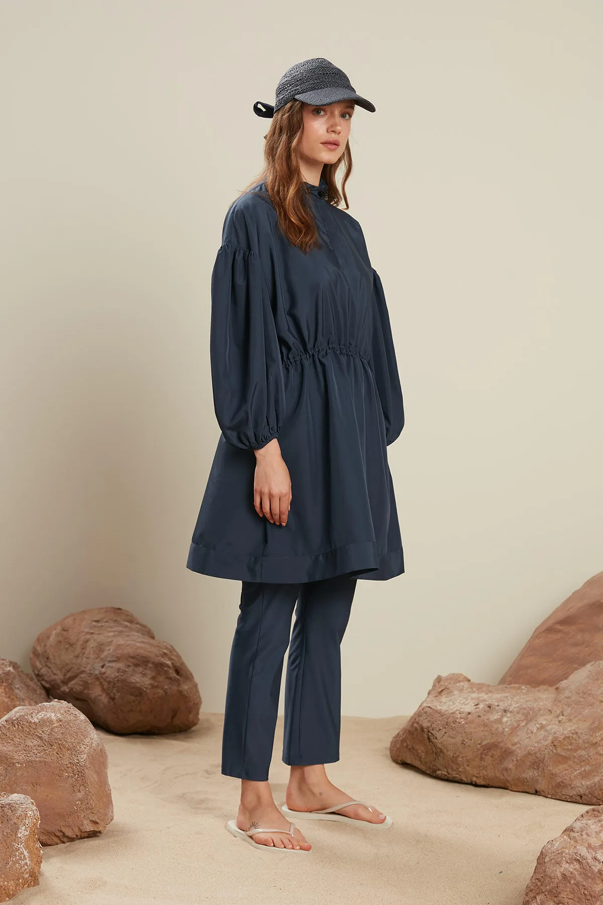Manuka  HIJAB-BADEHOSE MARINEBLAU