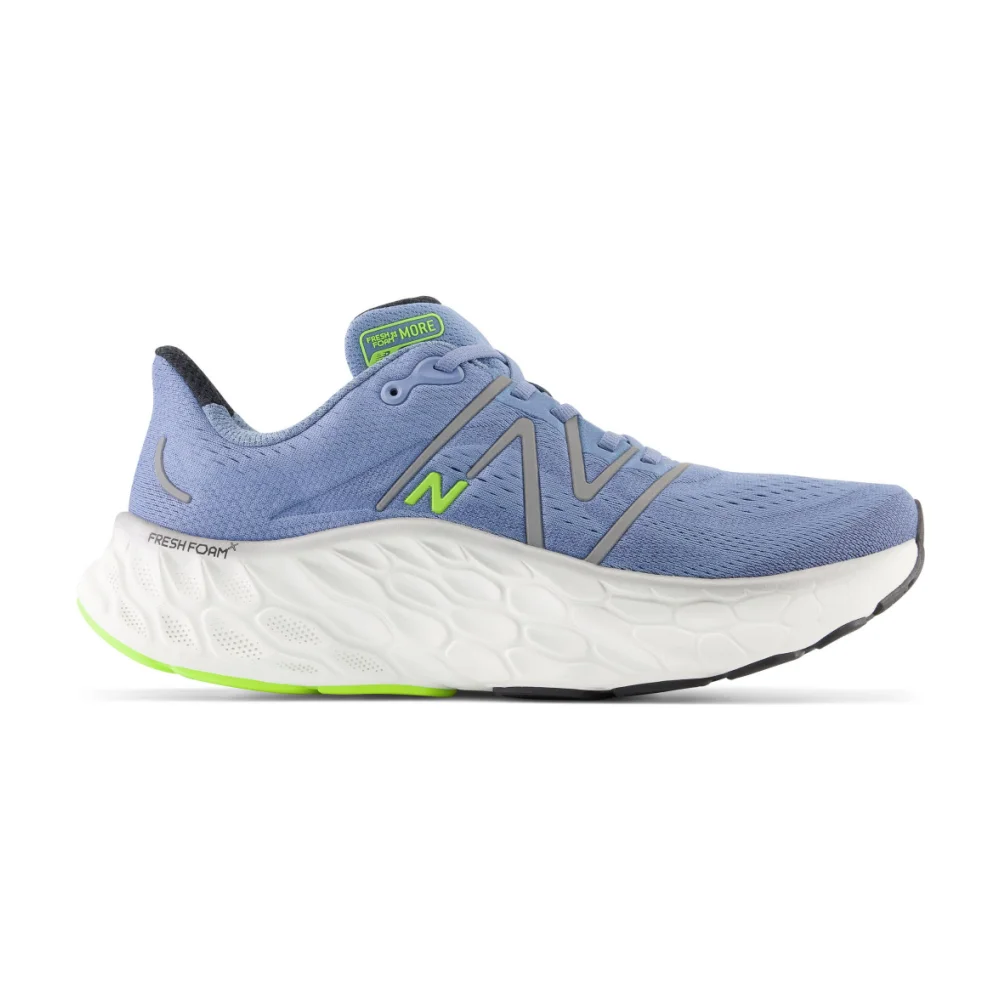 New Balance Fresh Foam More v4 MMORCP4-D / blau