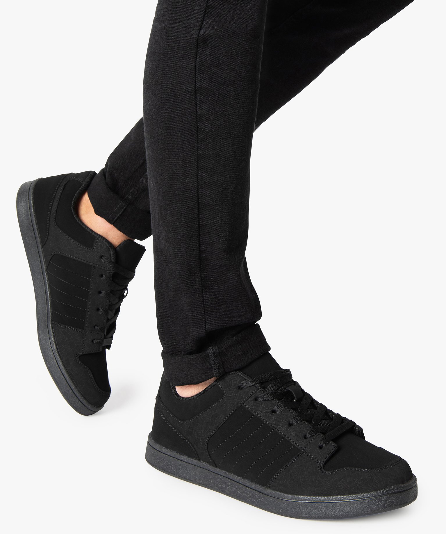 Baskets homme à lacets style skate shoes noir | GEMO