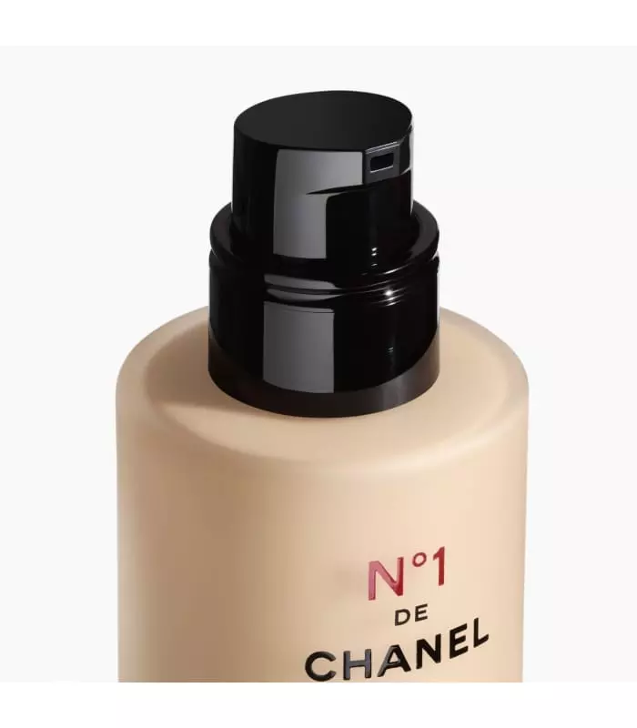 N°1 DE CHANEL FOND DE TEINT REVITALISANT Illumine - Hydrate - Protège 30ml