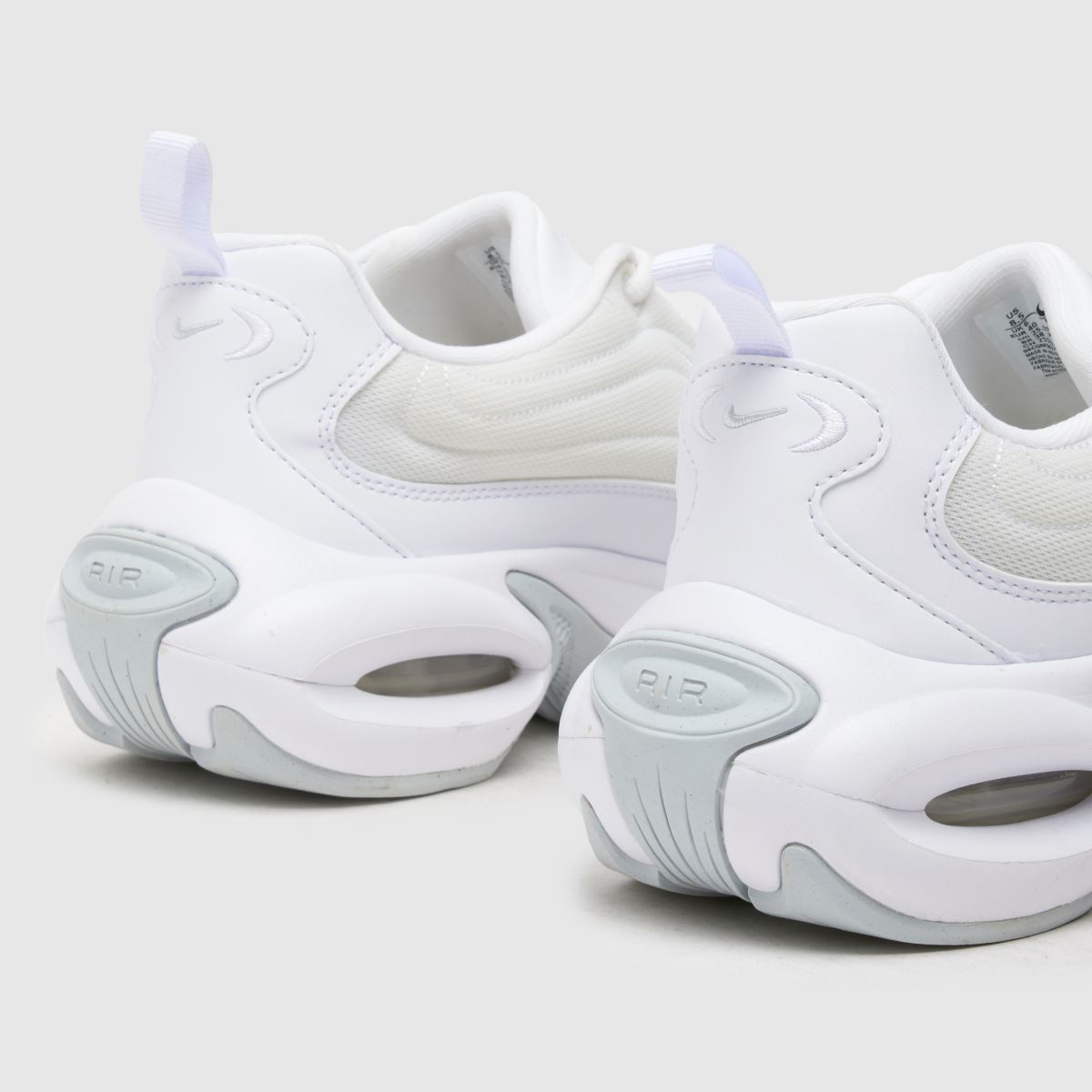 Nike Air Max Portal – Vita träningsskor