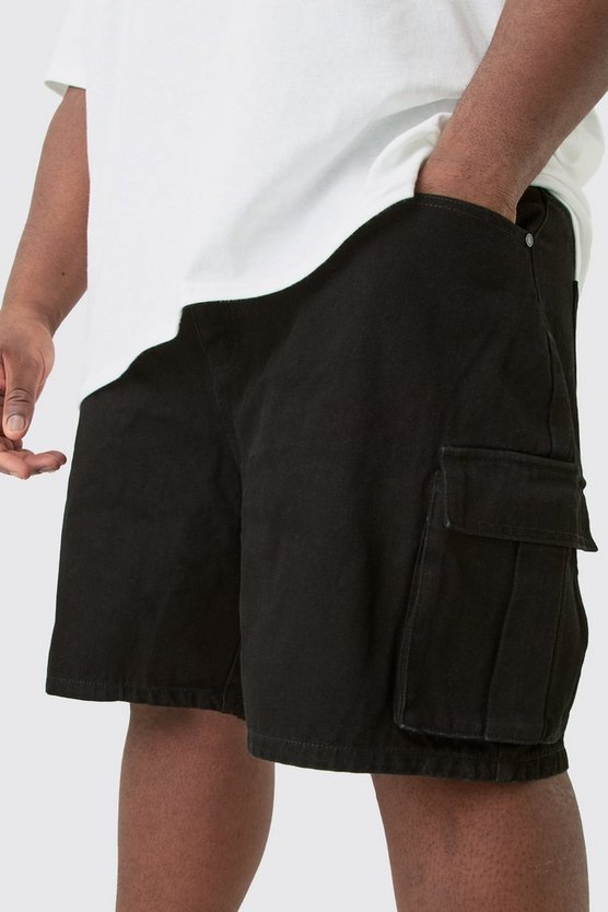 Plus lockere Cargo-Jeansshorts in schwarz