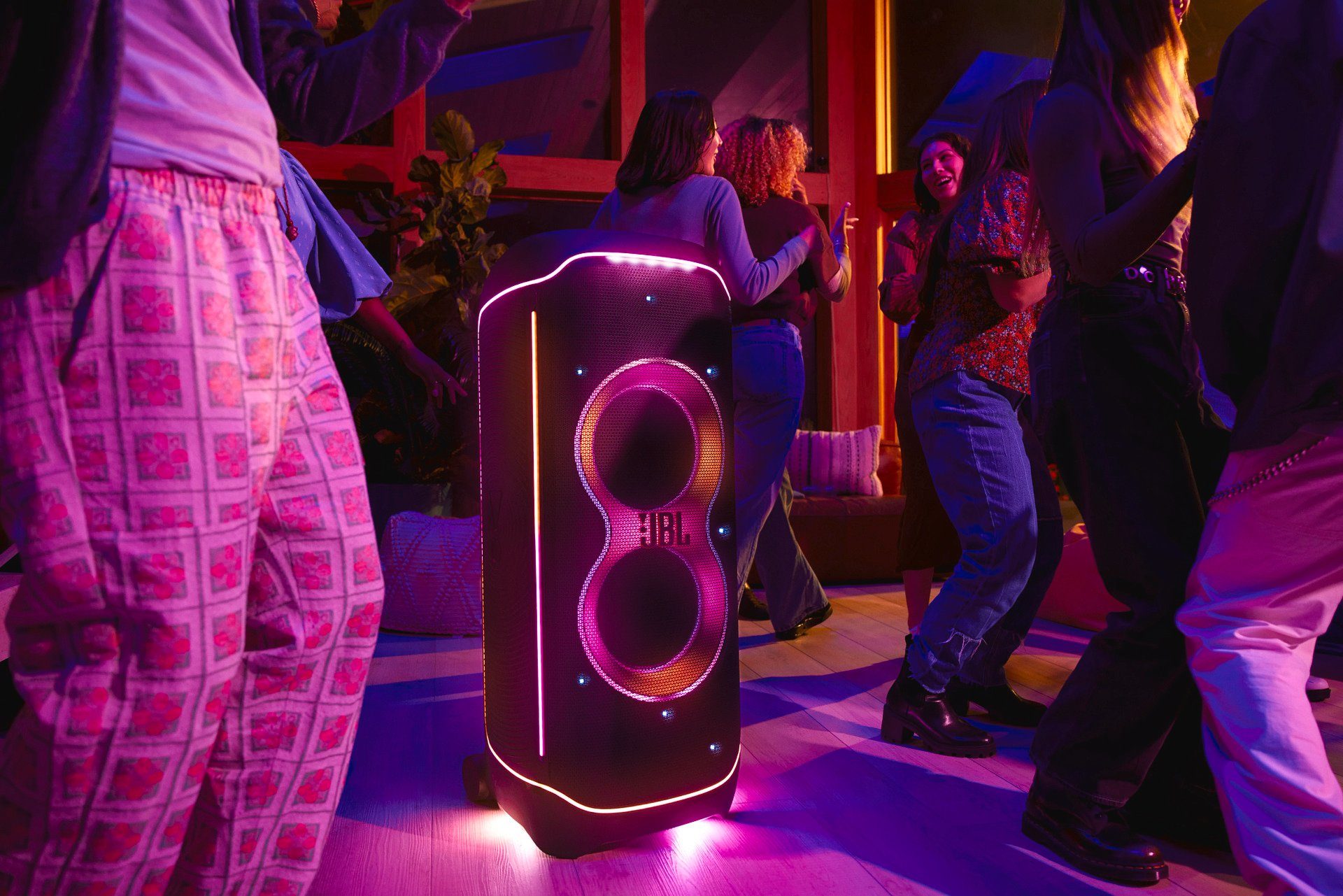 JBL PartyBox Ultimate Lautsprecher (Bluetooth, 1100 W)