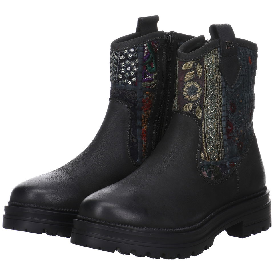 Lazamani Boots
