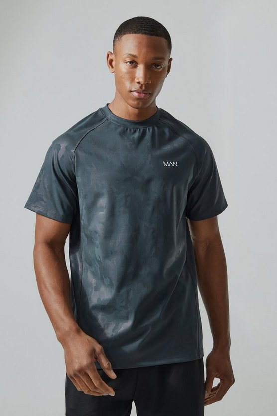 Man Active Camouflage T-Shirt