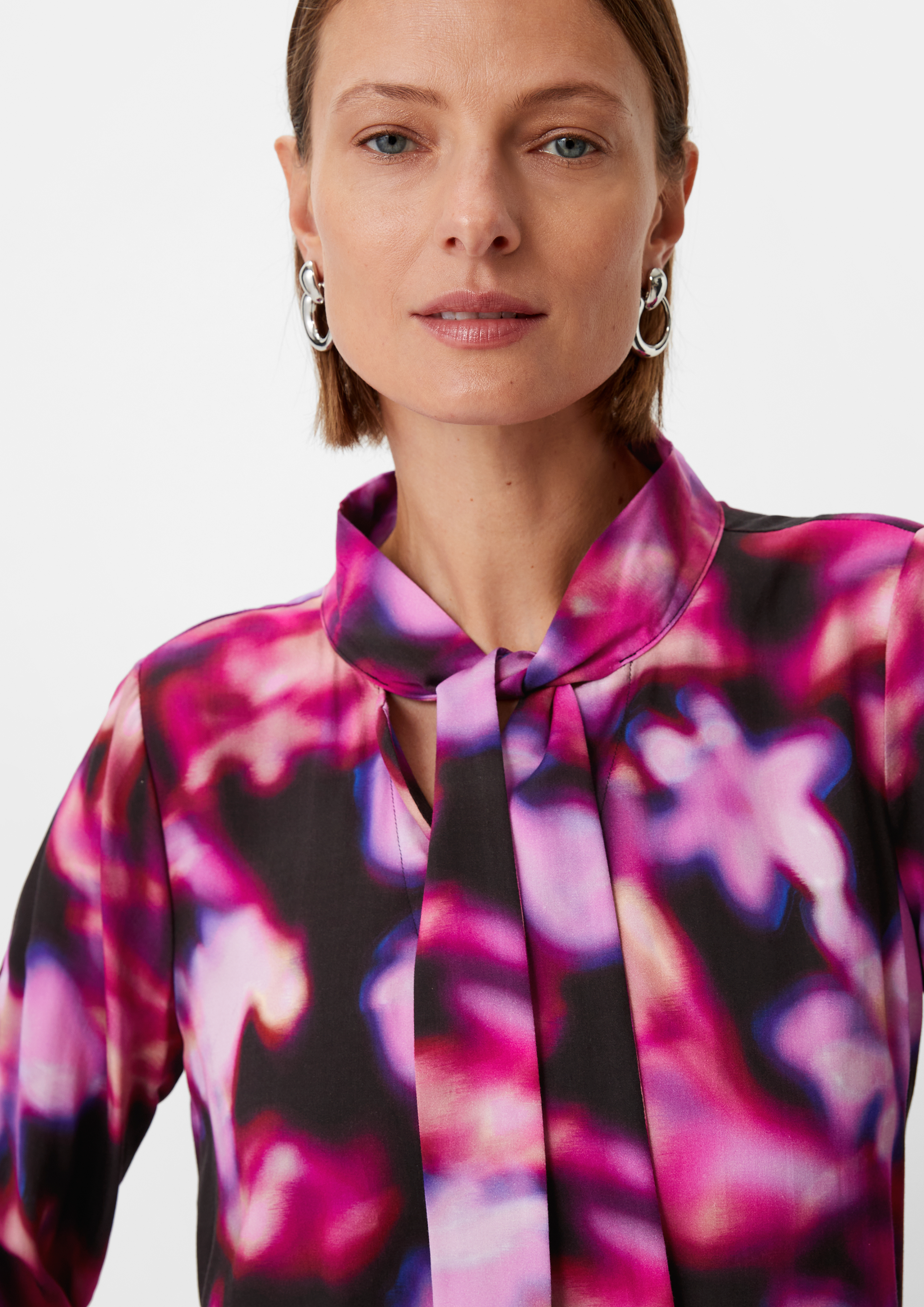 Viskosebluse mit Schluppe - fuchsia