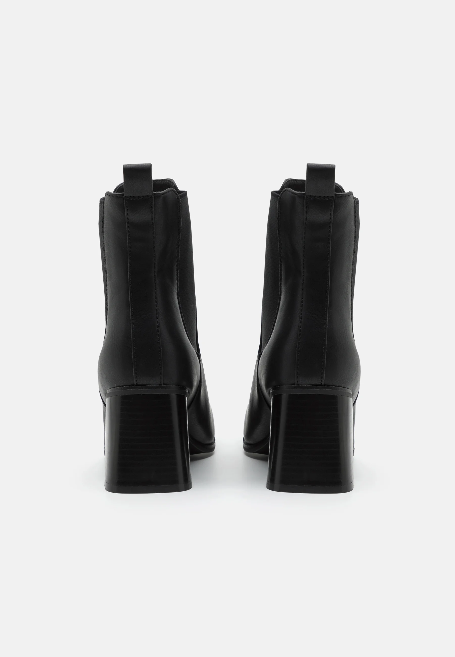 Botines de corte ancho Even&Odd