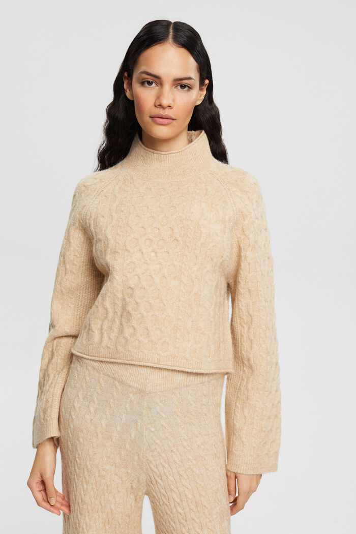 Cropped-Pullover mit Zopfstrickmuster, Alpaka-Anteil