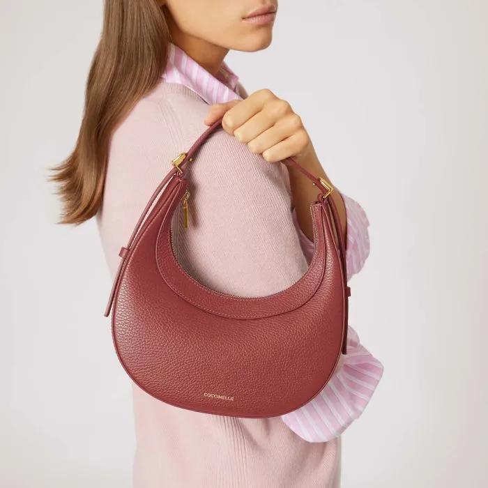 Coccinelle Whisper