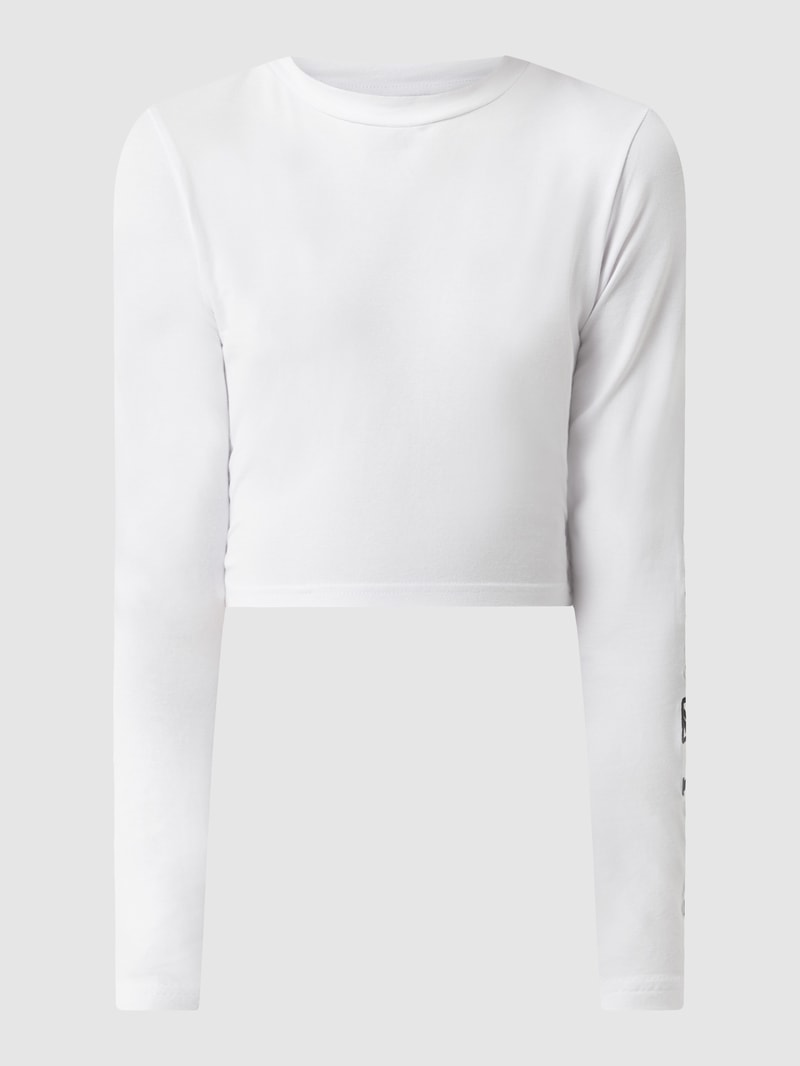 Cropped Longsleeve mit Logo in weiß