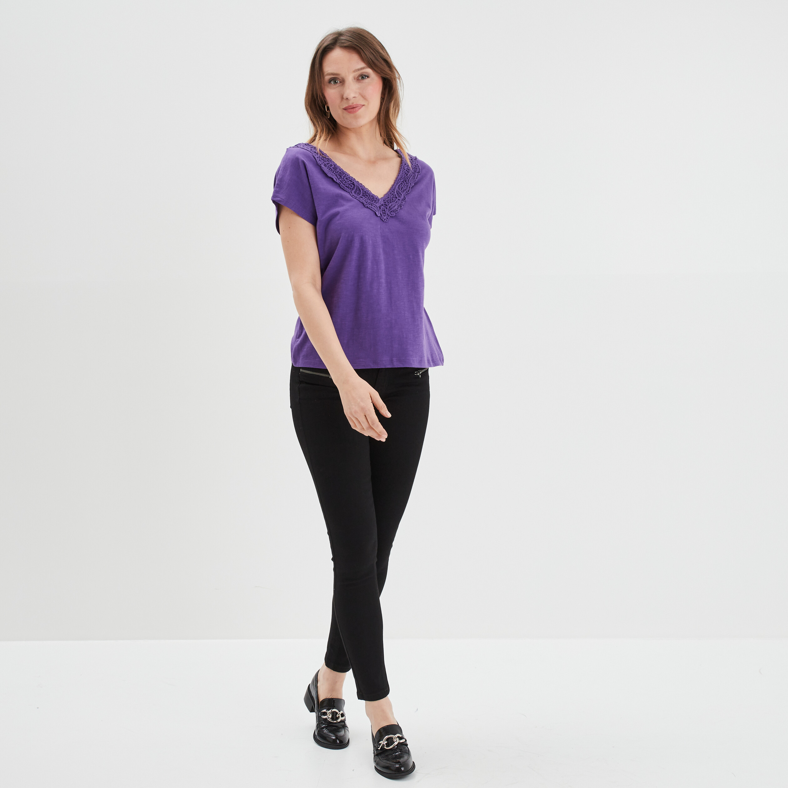T-shirt col V macramé manches courtes violet femme | La Halle
