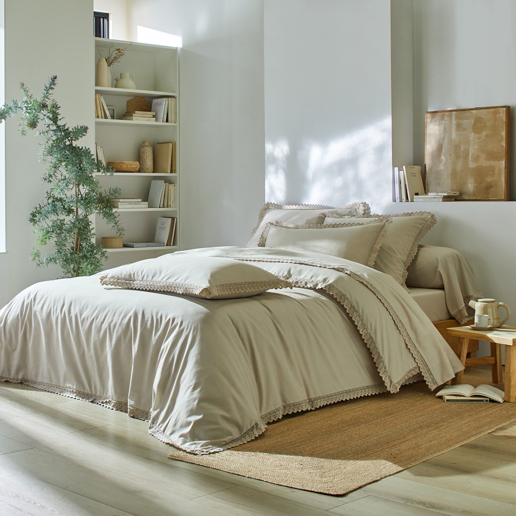 Linge de lit uni dentelle coton