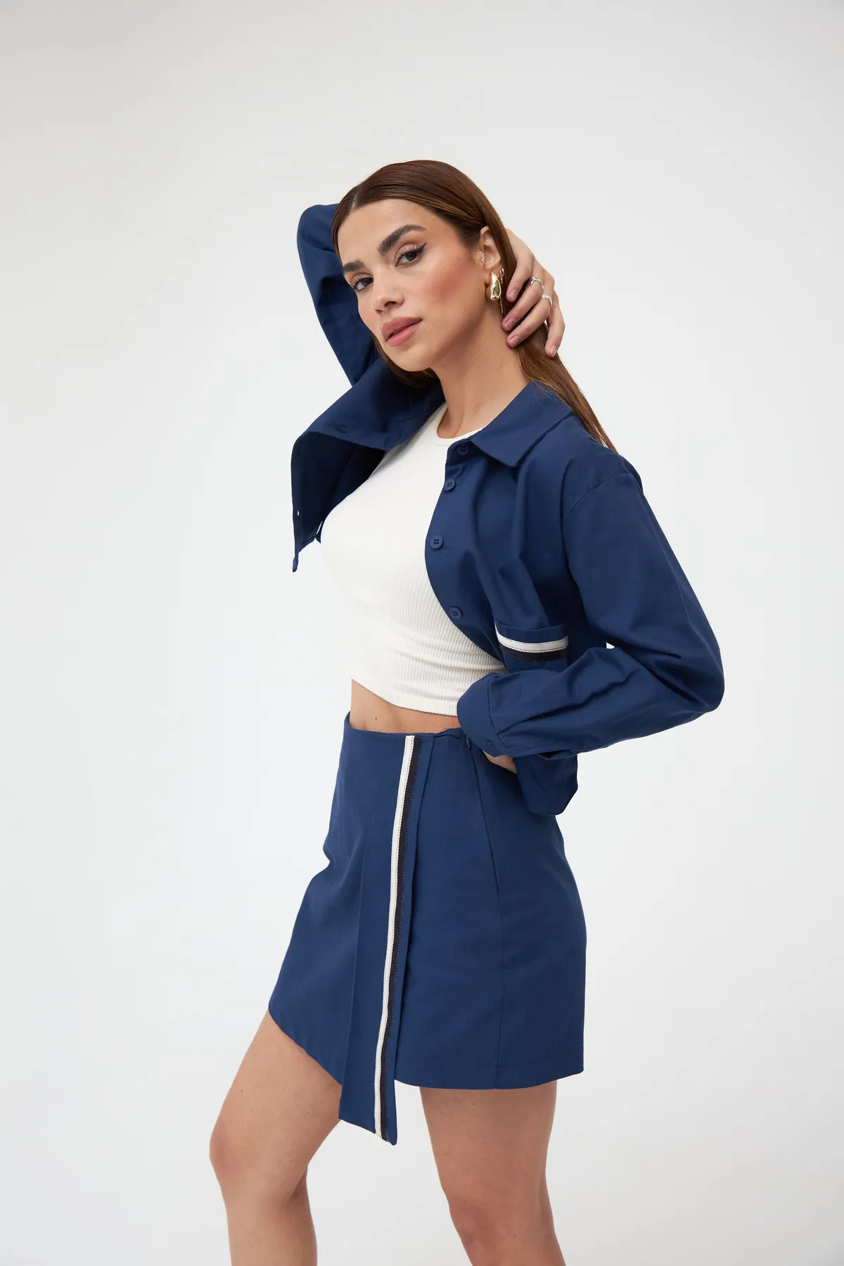 Laluvia  Marineblaues Baumwoll-Hemd-Shorts-Rock-Set mit Streifen vorne und detailliertem Detail