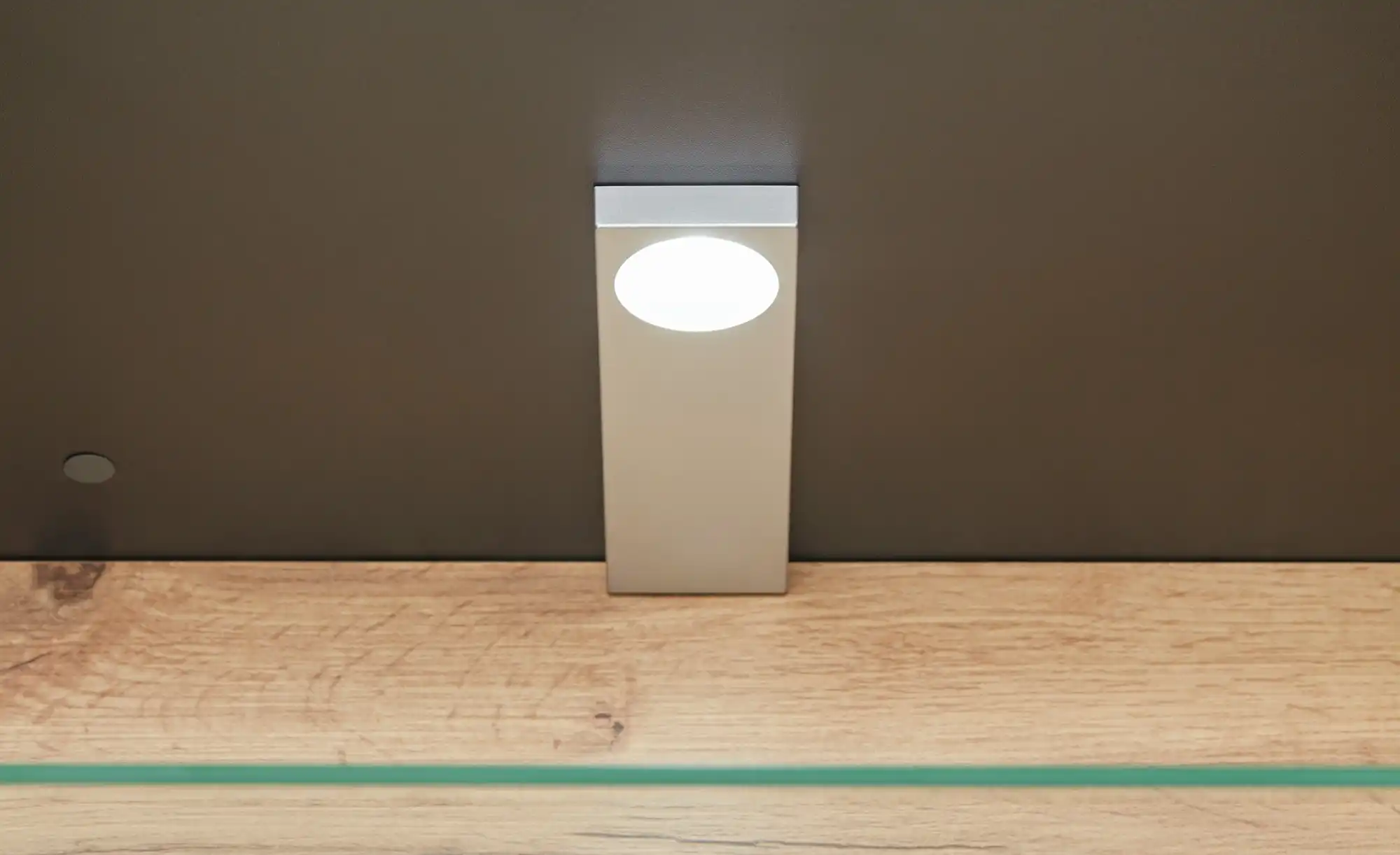 LED-Unterbauspot