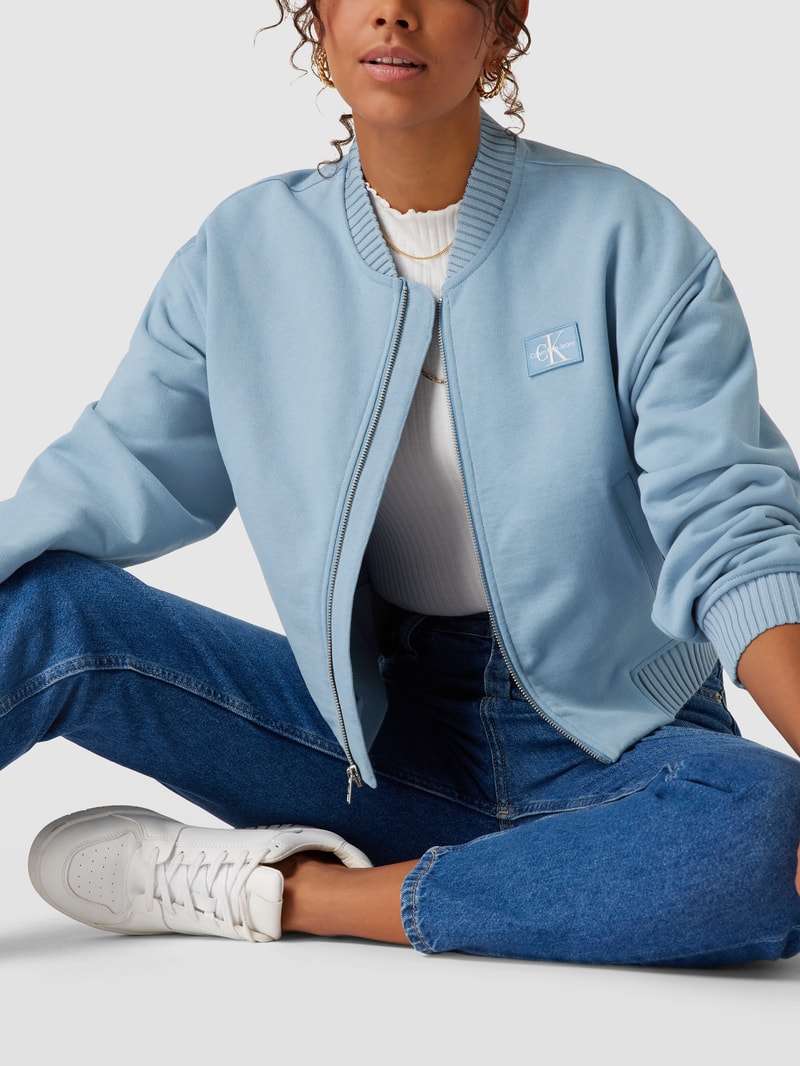 Sweatjacke mit Label-Patch Modell 'BADGE BOMBER HEAVYWEIGHT' in hellblau