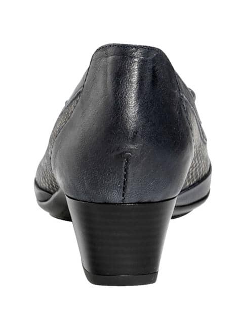 Pumps aus superflexiblem Leder