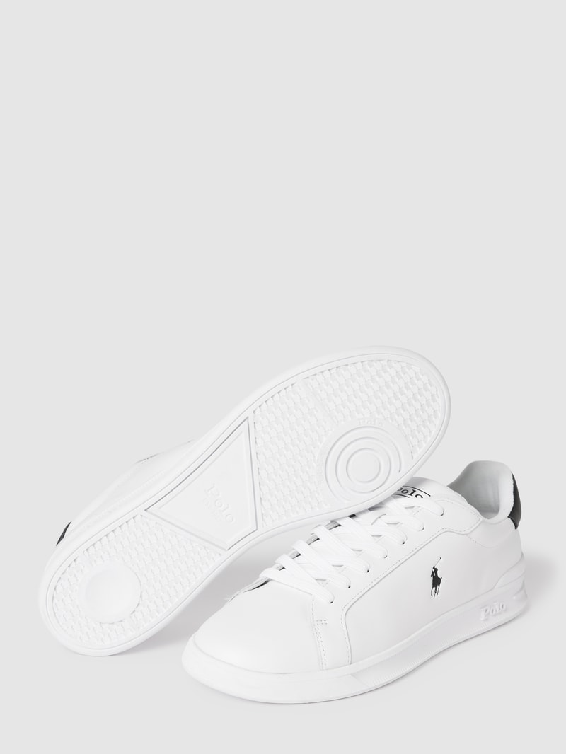 Sneaker mit Label-Print in weiß