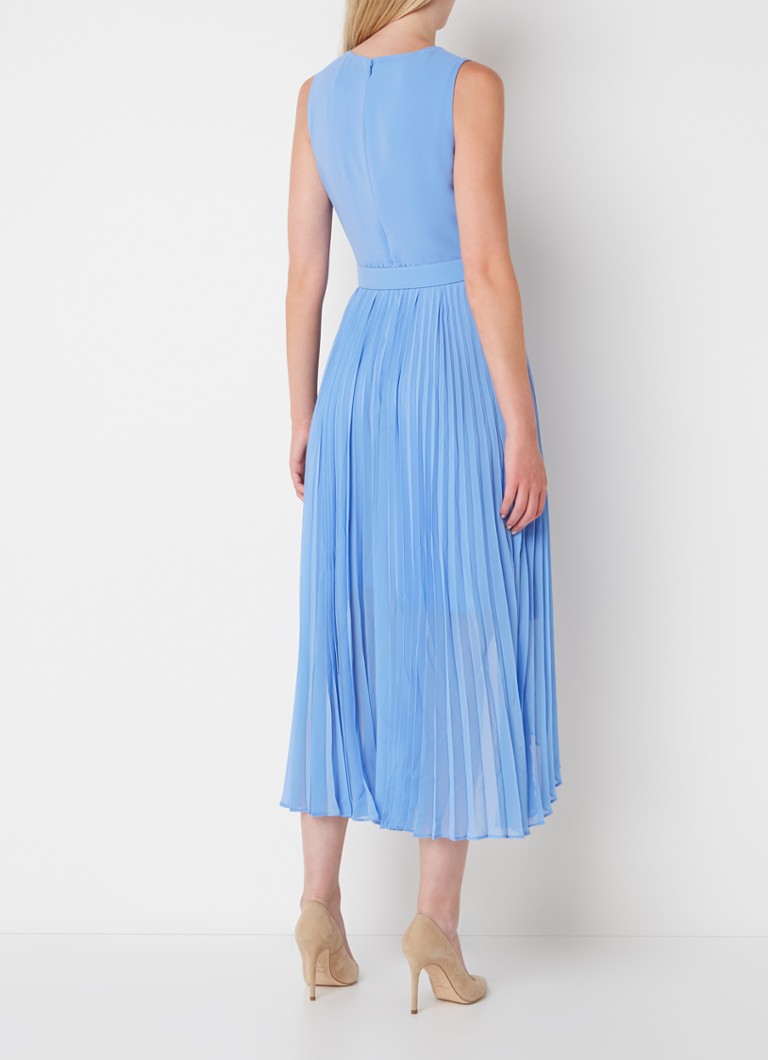 Rochie midi Brianna de la Phase Eight, cu pliuri și curea.