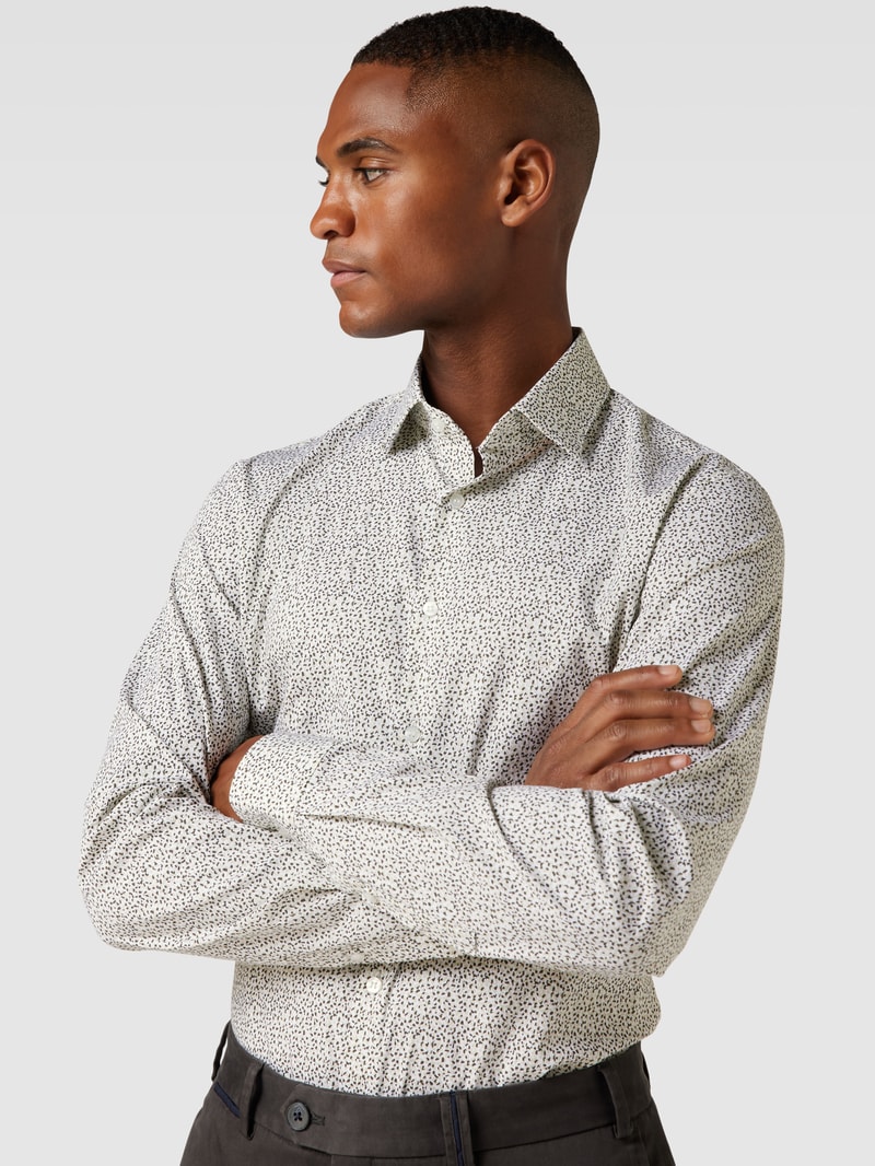 Slim Fit Business-Hemd mit Label-Stitching in weiß