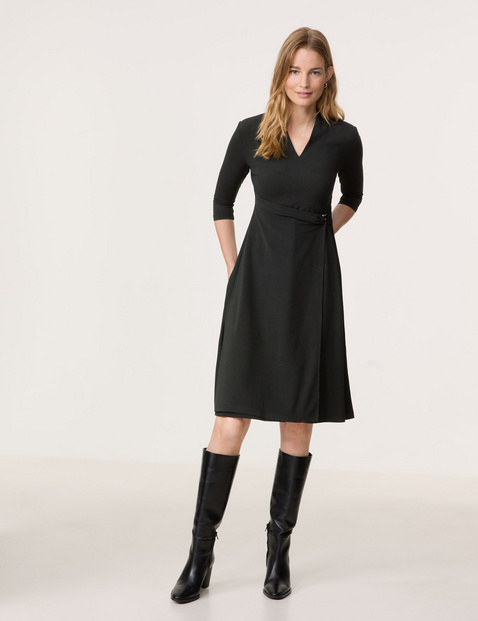 Elegantes Kleid mit Wickeloptik