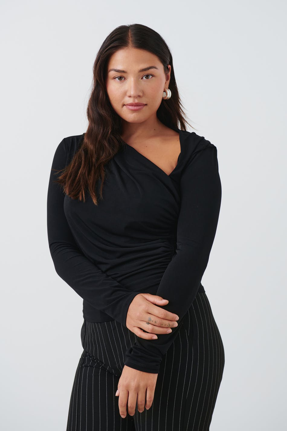 Ruched asymmetric top