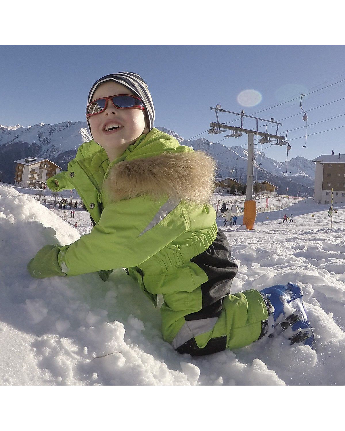 Skianzug - 100% wasserdicht und atmugnsaktiv Schneeanzüge für Kinder
