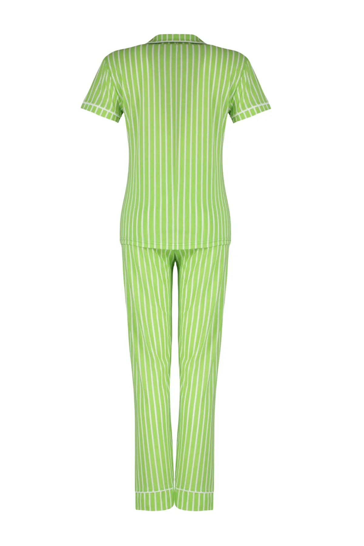 Trendyol Collection  Gestricktes Pyjama-Set mit Hemd und Hose aus grüner Baumwolle mit gestreiftem Tiermuster THMSS21PT0878