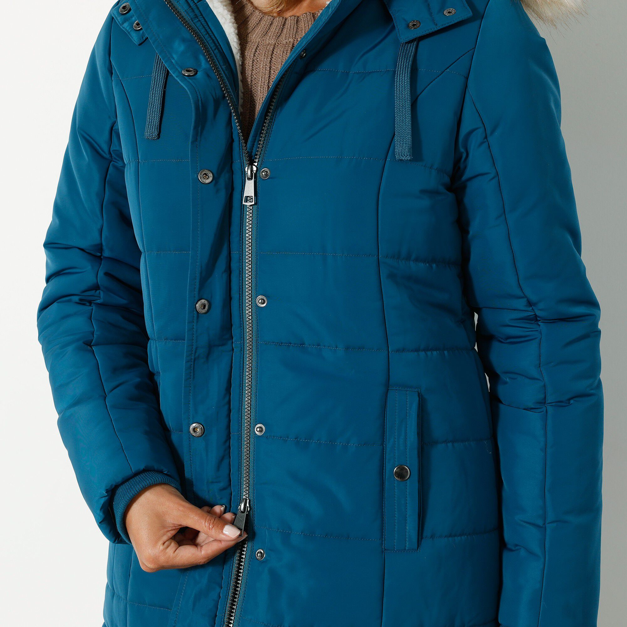 Doudoune à capuche imperméable, doublée maille peluche