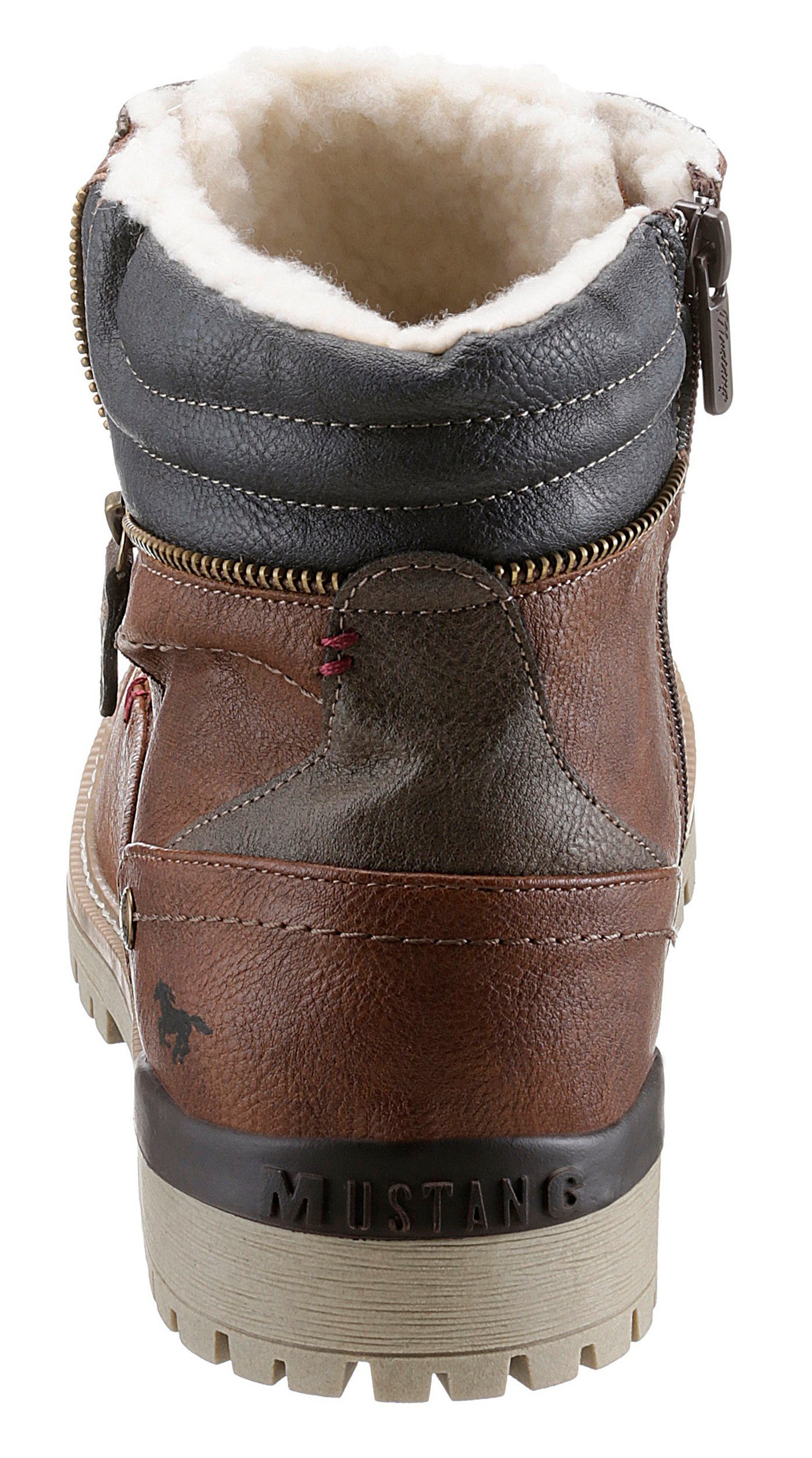 Mustang Shoes Winterboots mit Zierreißverschluss außen