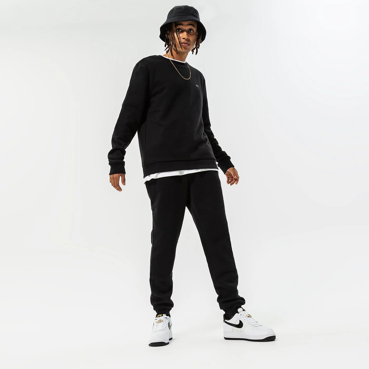 CONFRONT SWEATSHIRT CONFRONT CREW MINI LOGO Schwarz