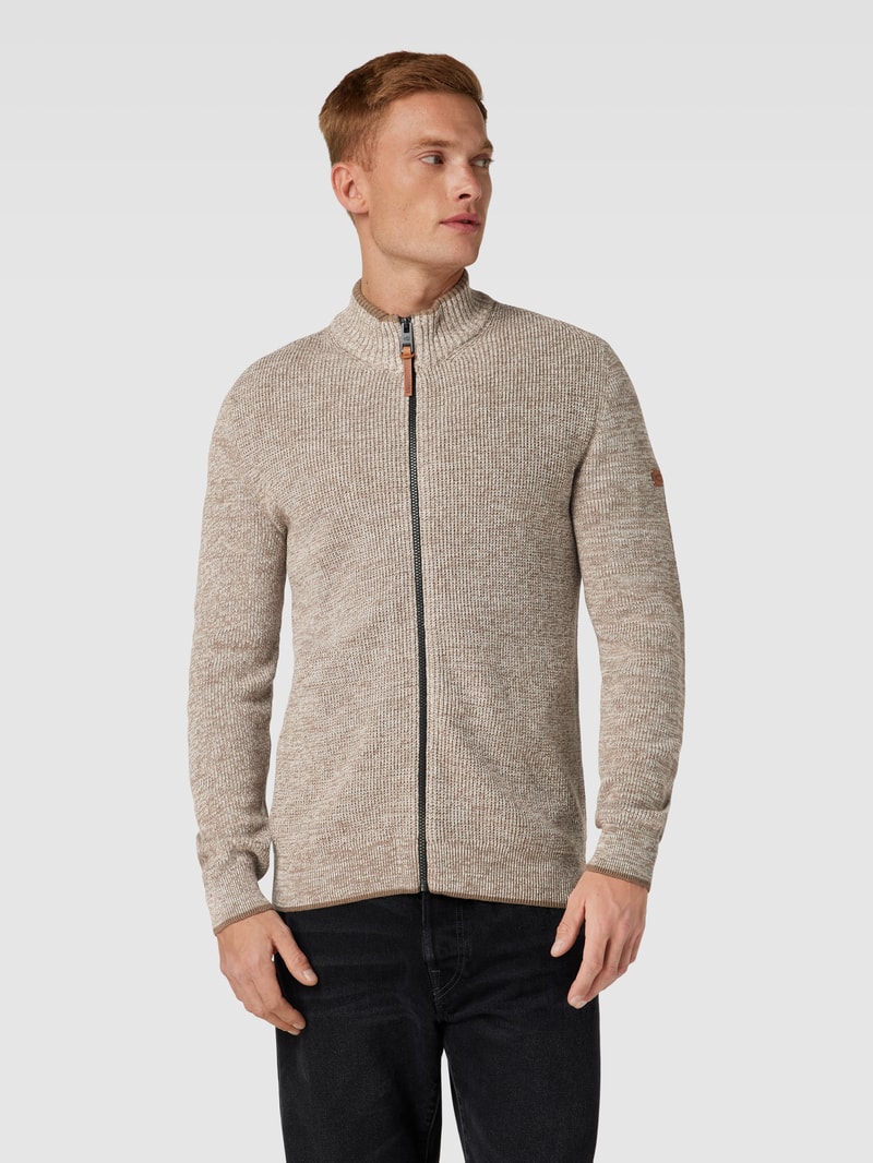 Strickjacke mit Stehkragen in beige