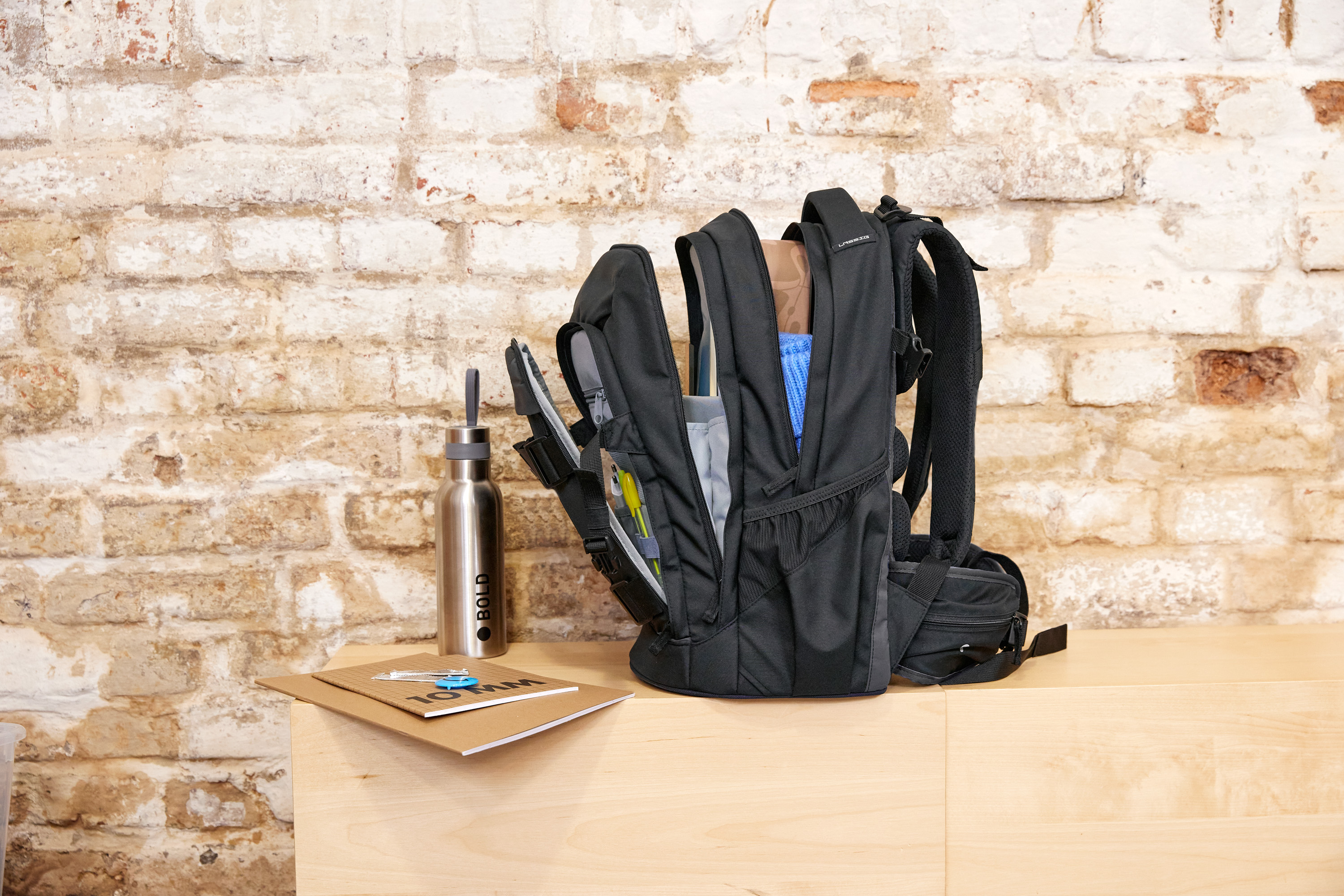 Schulrucksack - BOLD Origin, Schwarz