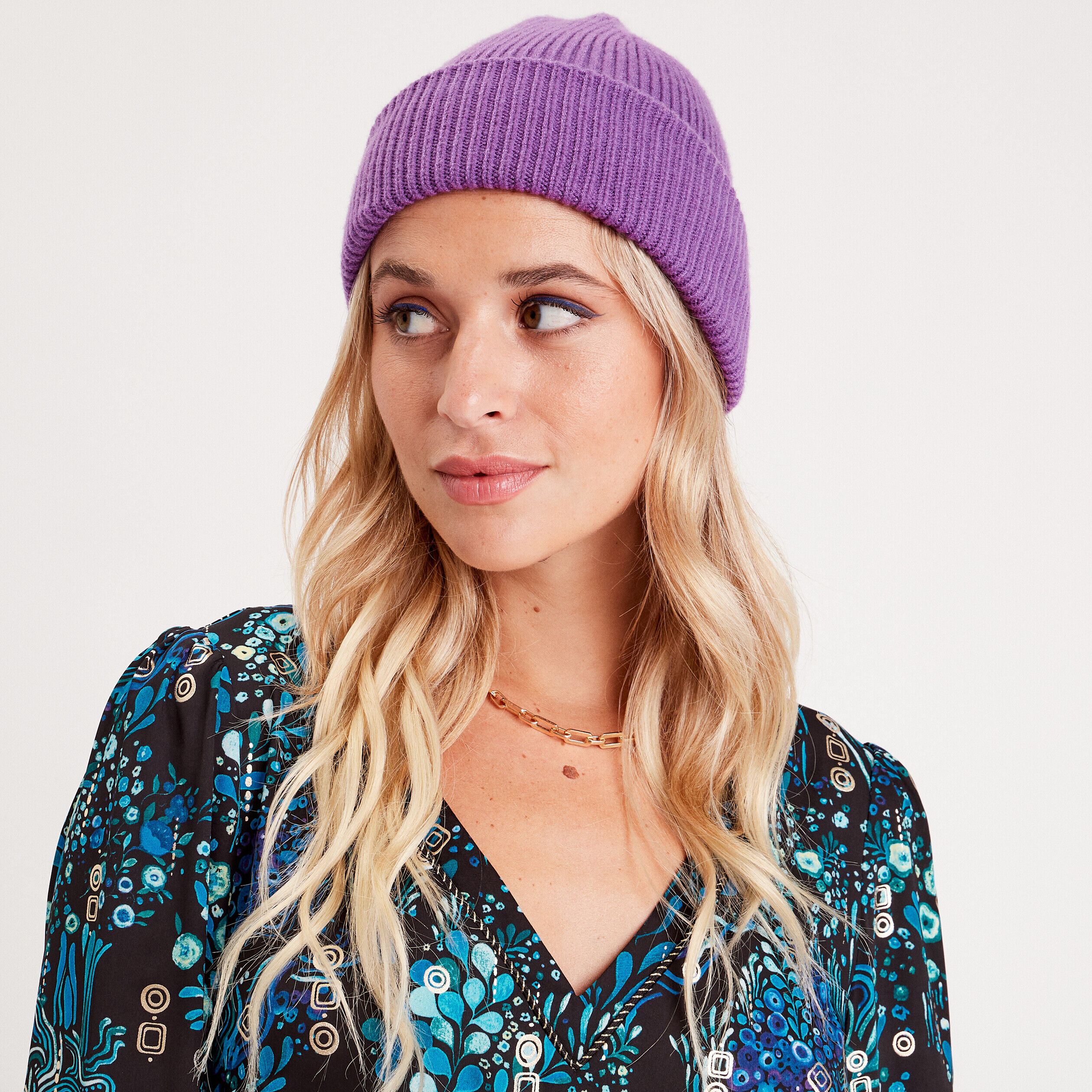 Bonnet tricoté violet foncé femme | Cache Cache