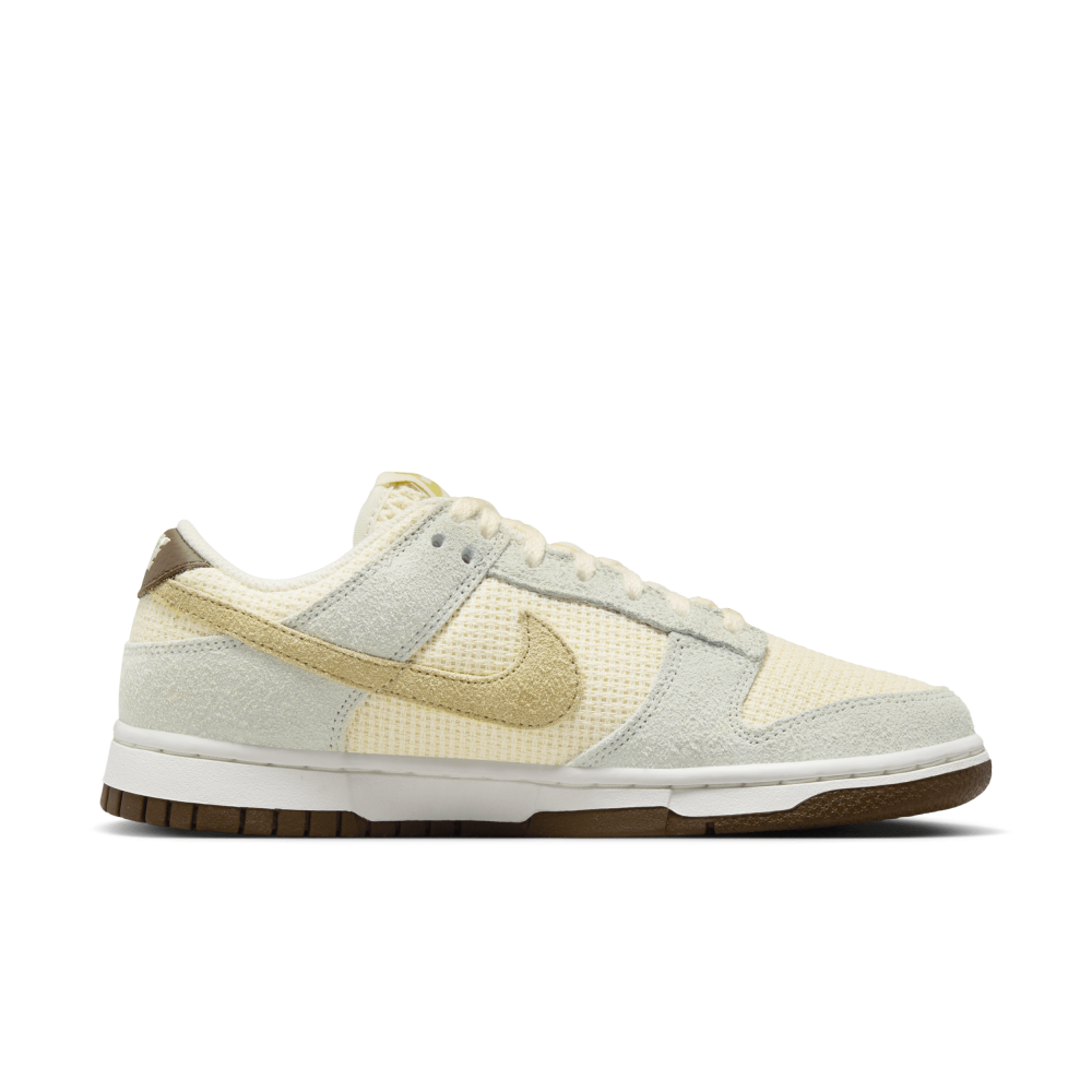 Nike Dunk Low WMNS FN7774-001 / weiss