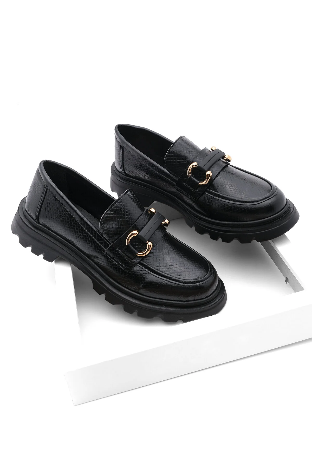 Marjin  Damen Loafer Hohe Sohle Schnalle Freizeitschuhe Kinles Black Snake