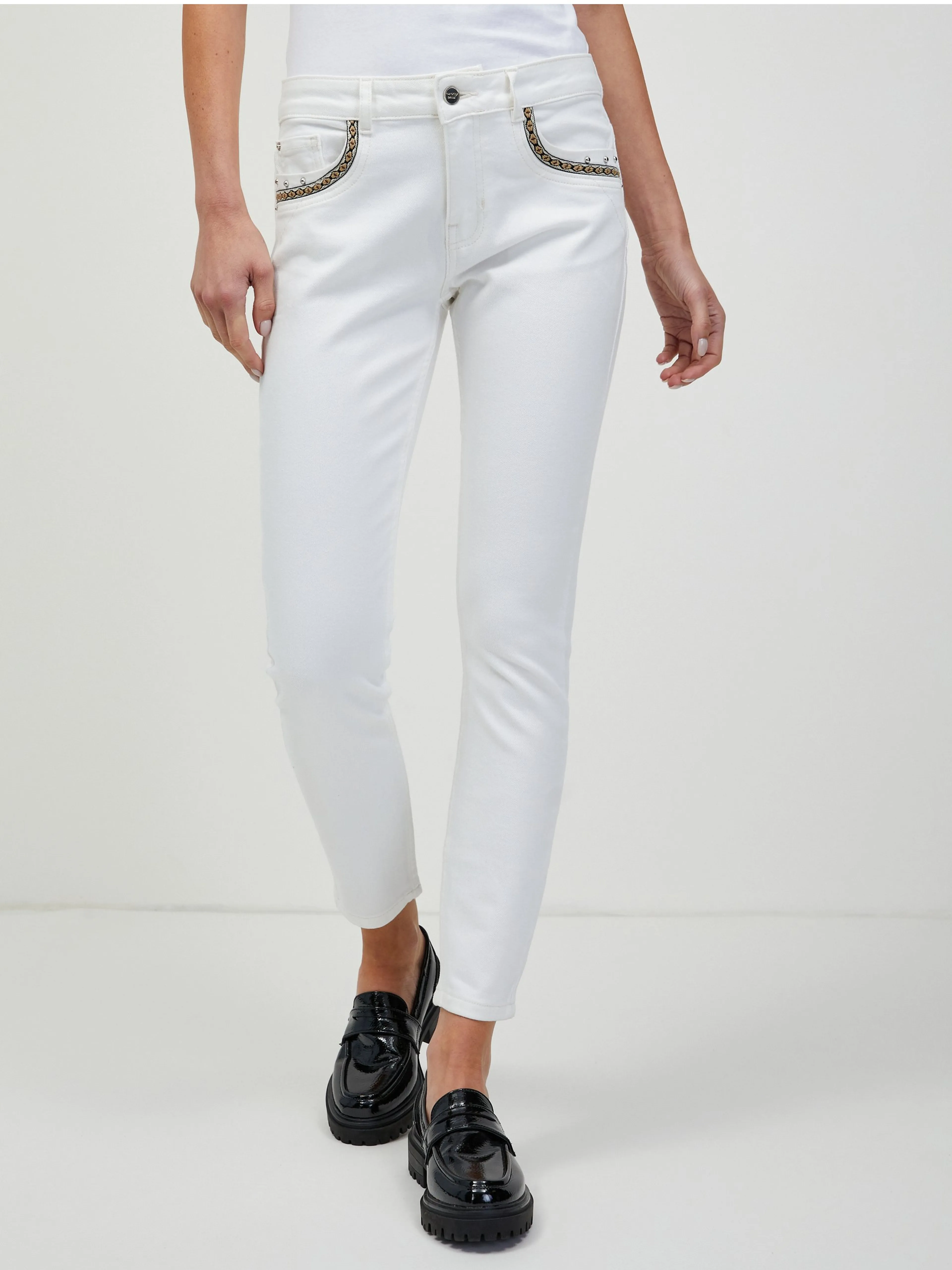 Weiße verkürzte Jeans im Skinny Fit ORSAY