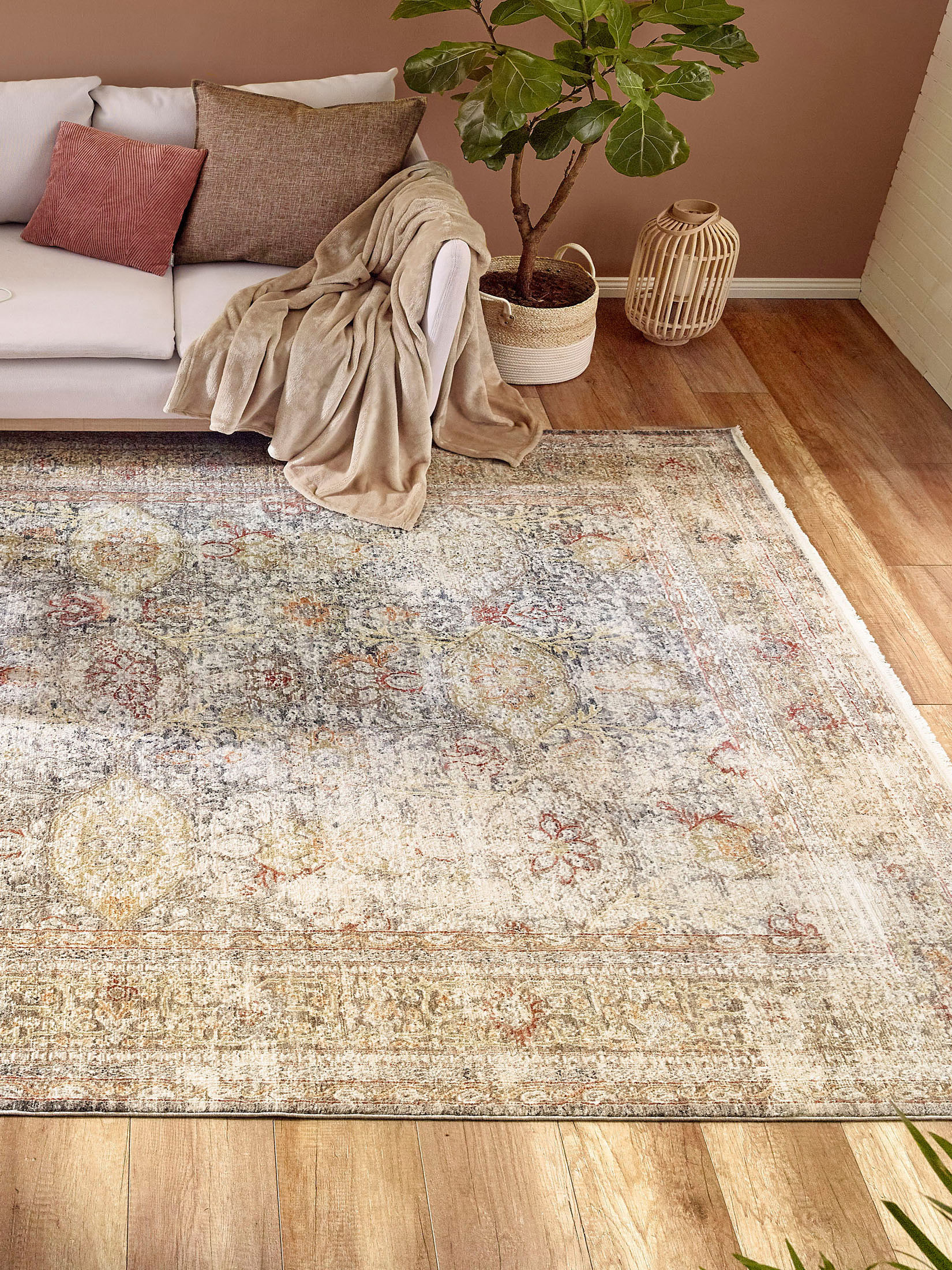 Sanguis Vintage-Teppich, Villa des Arts
