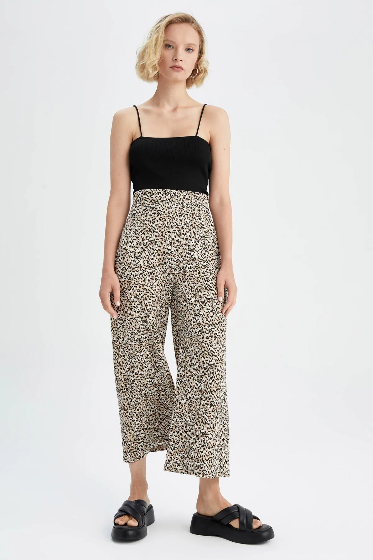 DeFacto  Gemusterte Caprihose