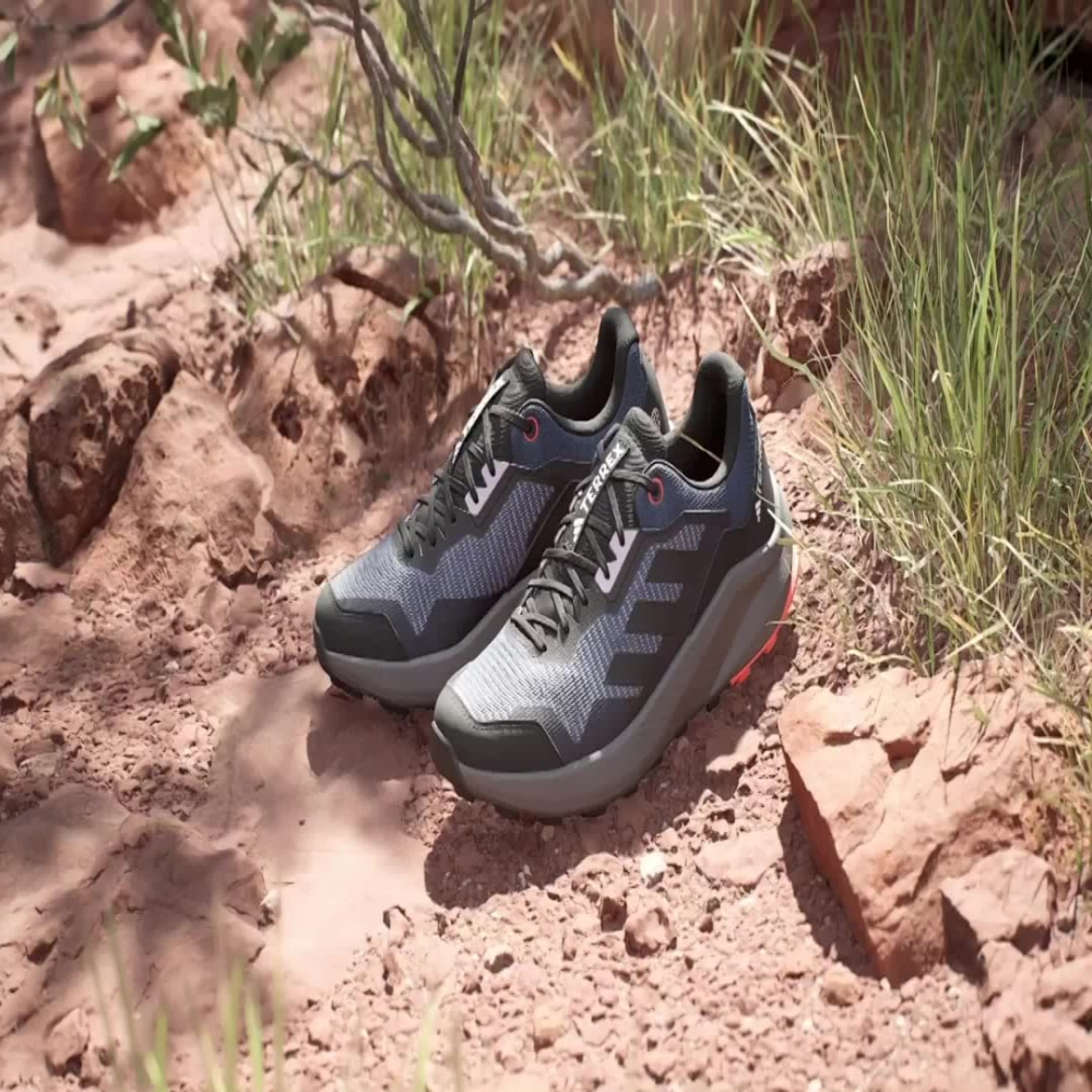 adidas Trailrider HR1157 / blau