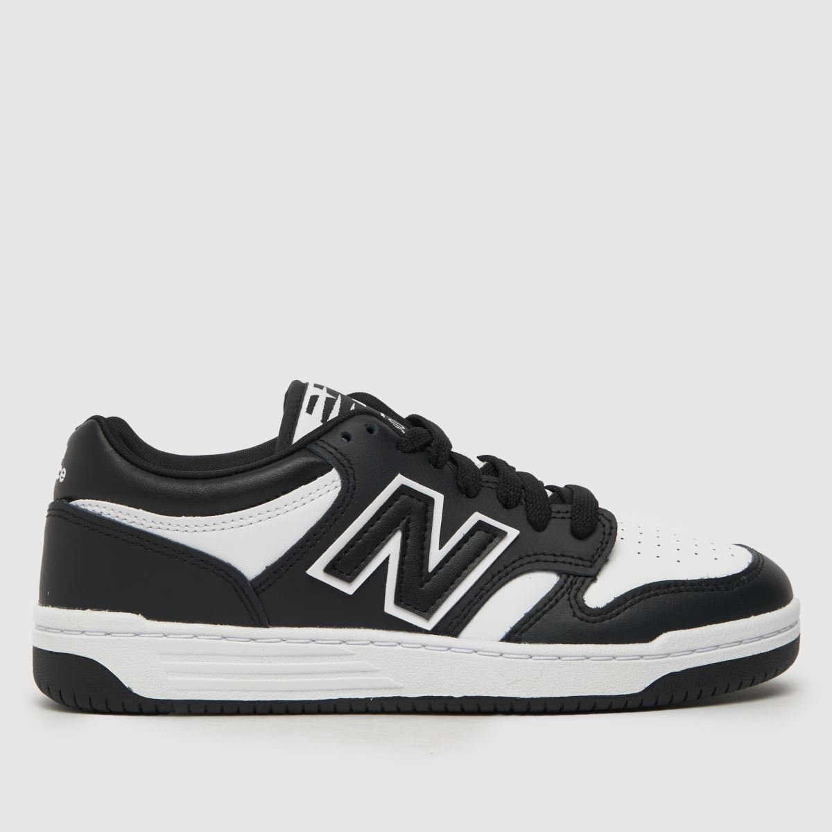 New Balance 480 cipők fekete és fehér színben