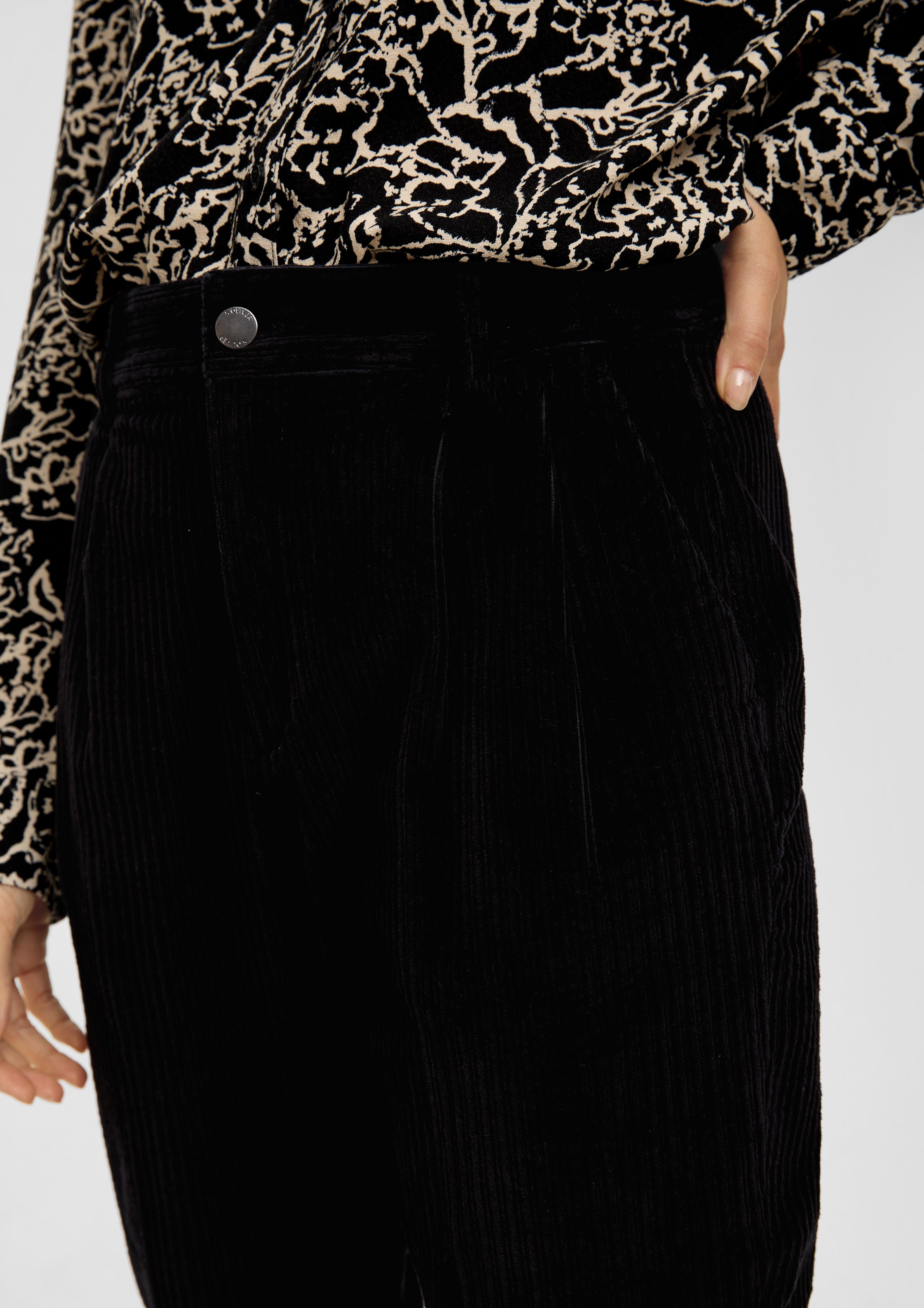 Regular: Bundfaltenhose aus Cord  2138060-9999