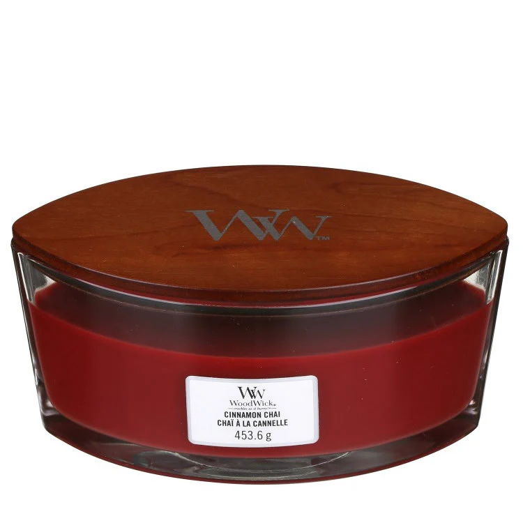 Vela aromática Ellipse Candles con aroma a canela y chai