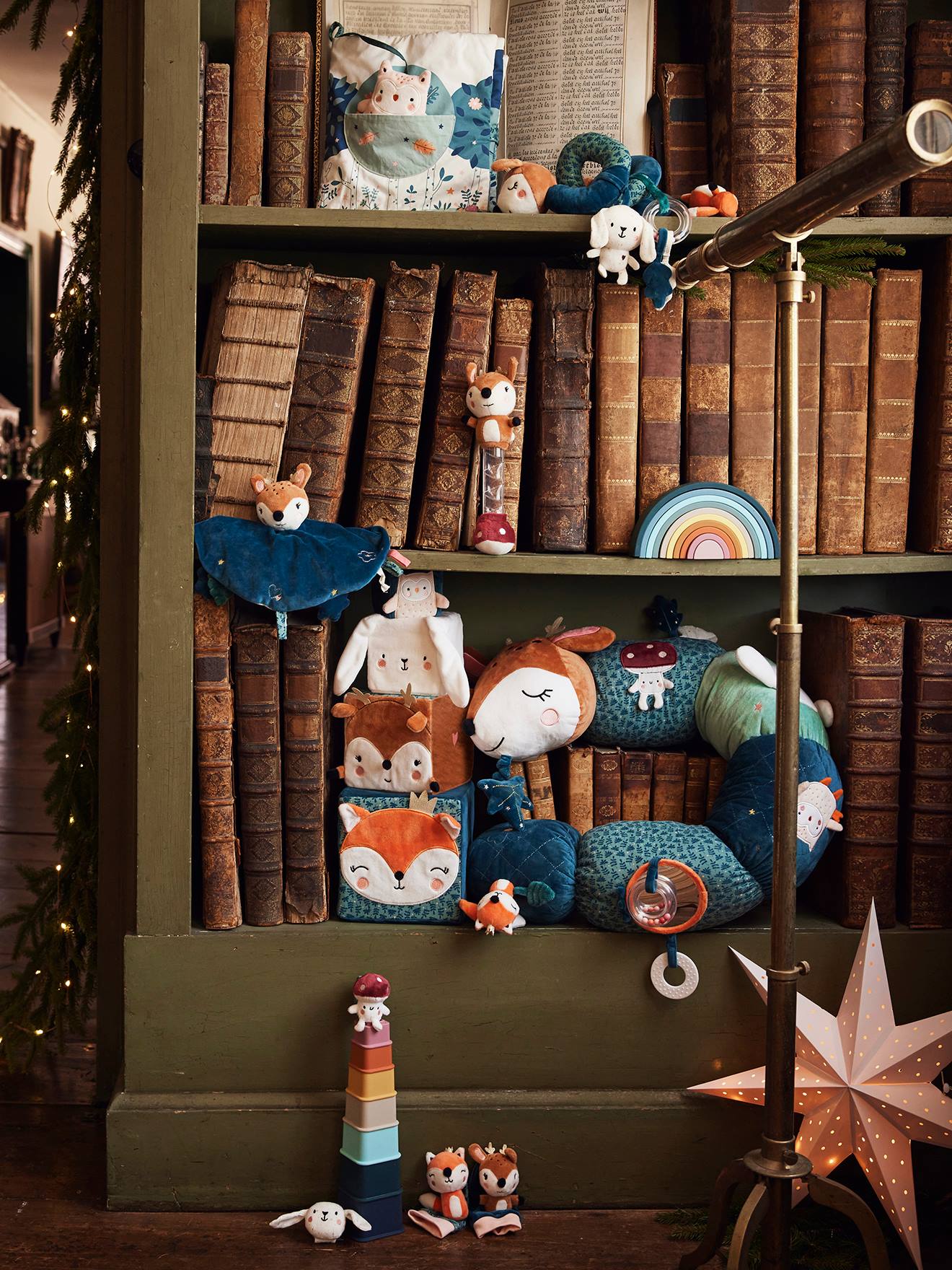 Livre d'éveil + peluches en velours Forêt enchantée multicolore