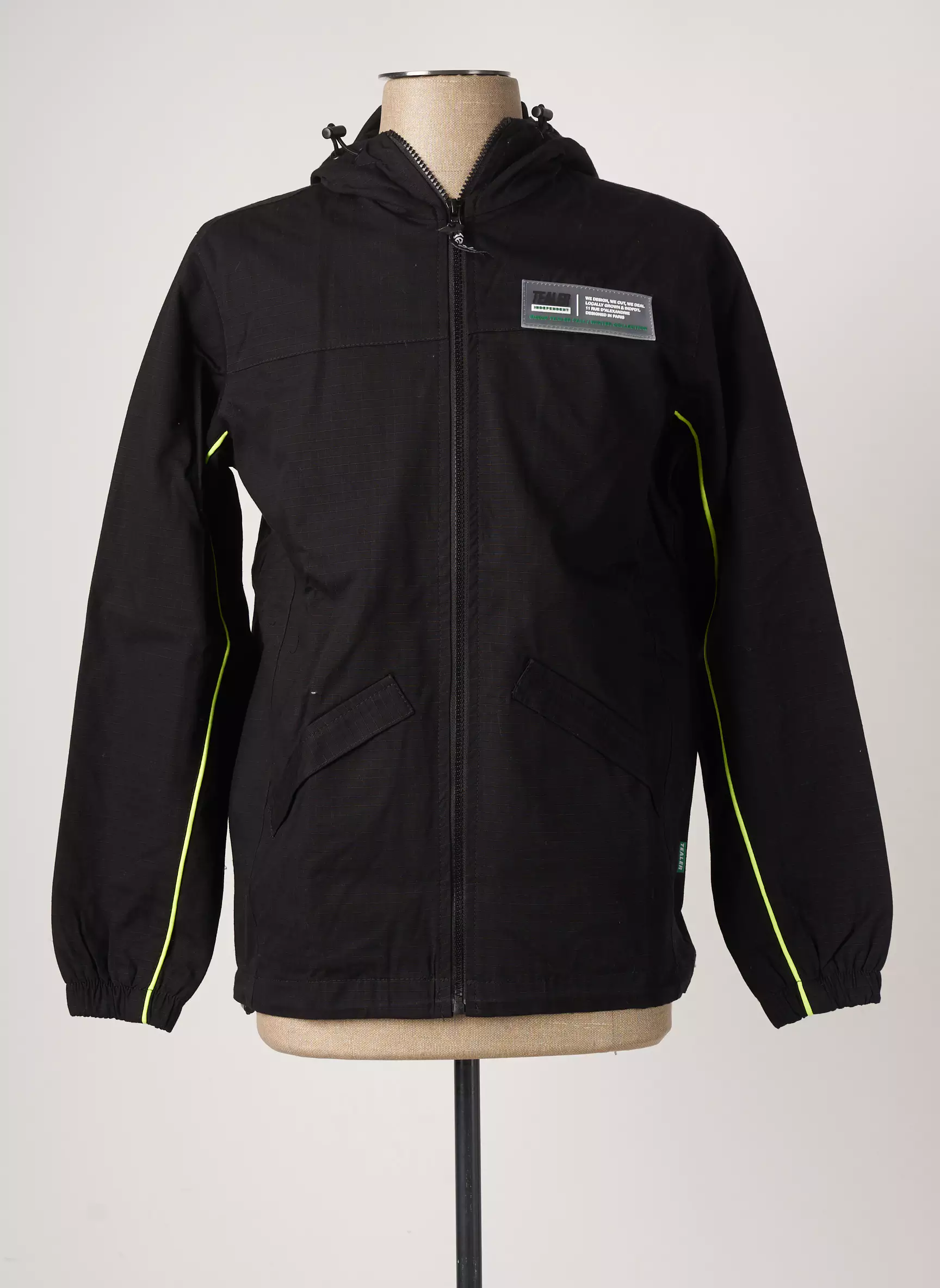 Tealer Coupe Vents Homme couleur noir