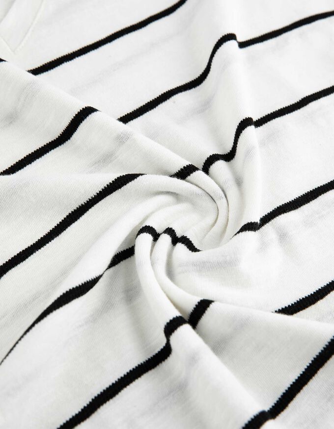 T-Shirt - V-Ausschnitt