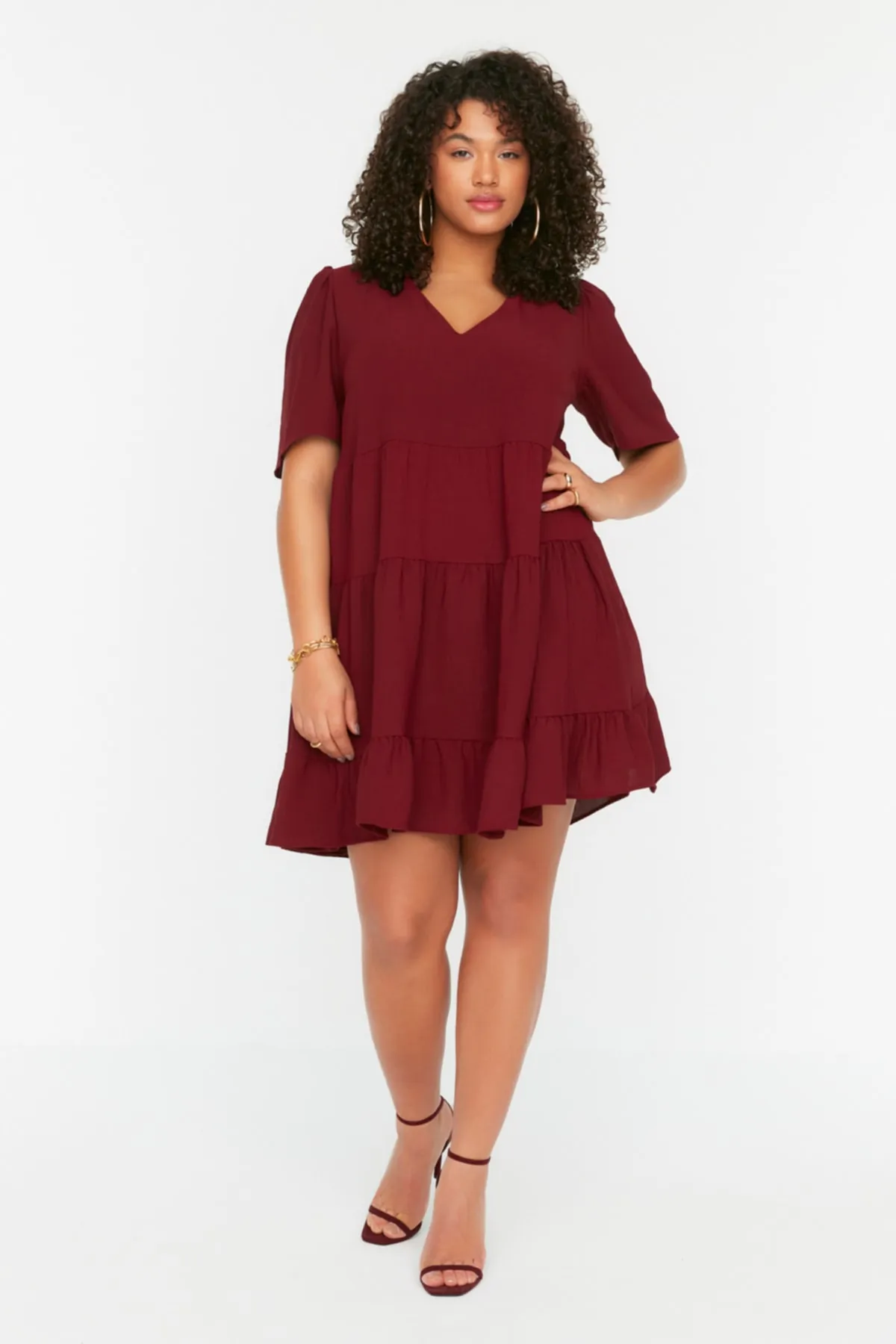Trendyol Curve  Pflaumenfarbenes gewebtes Volantkleid TBBSS22EL1597