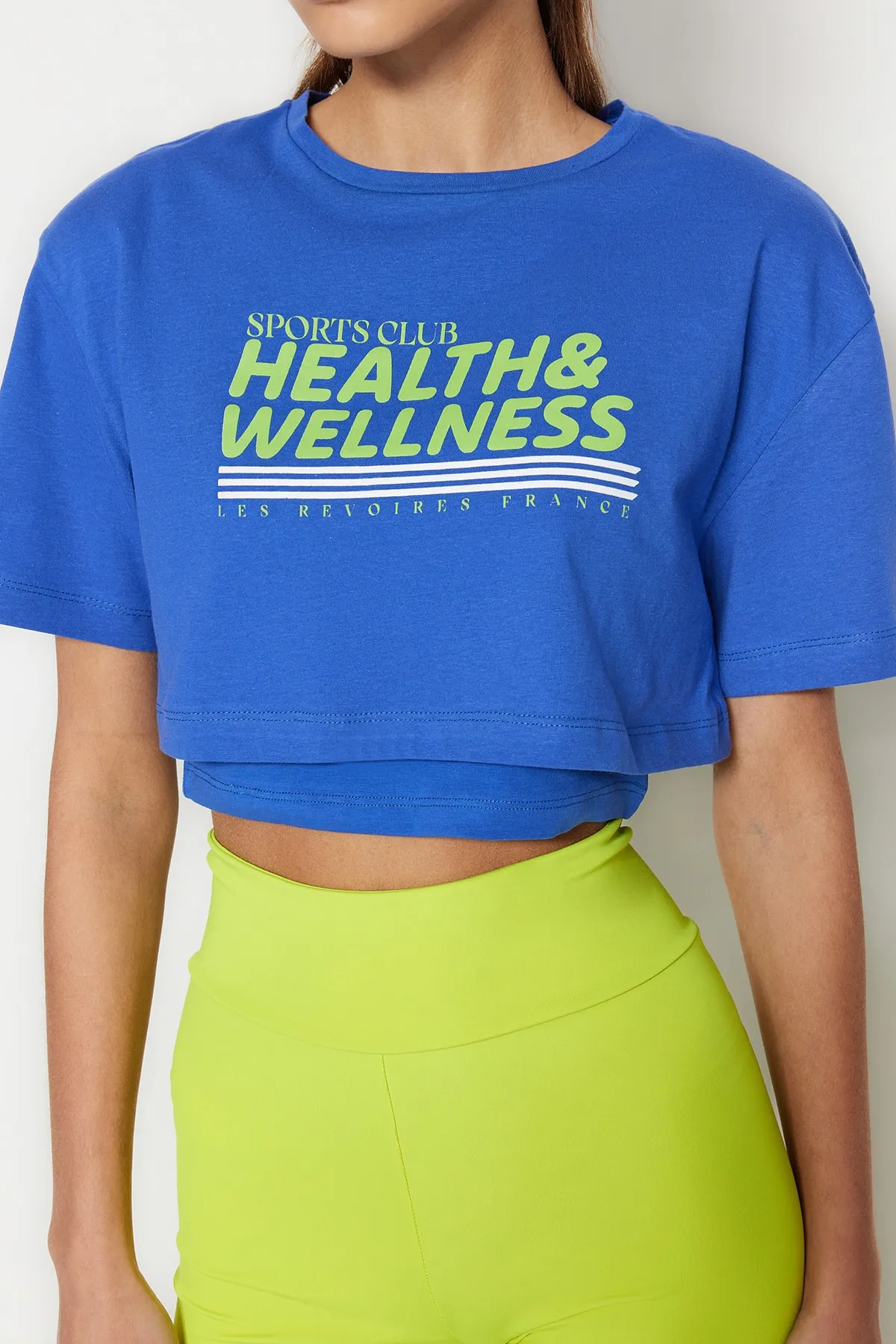 Trendyol Collection  Blaues Crop 2-lagiges gestricktes Sport-T-Shirt THMSS23TS00001