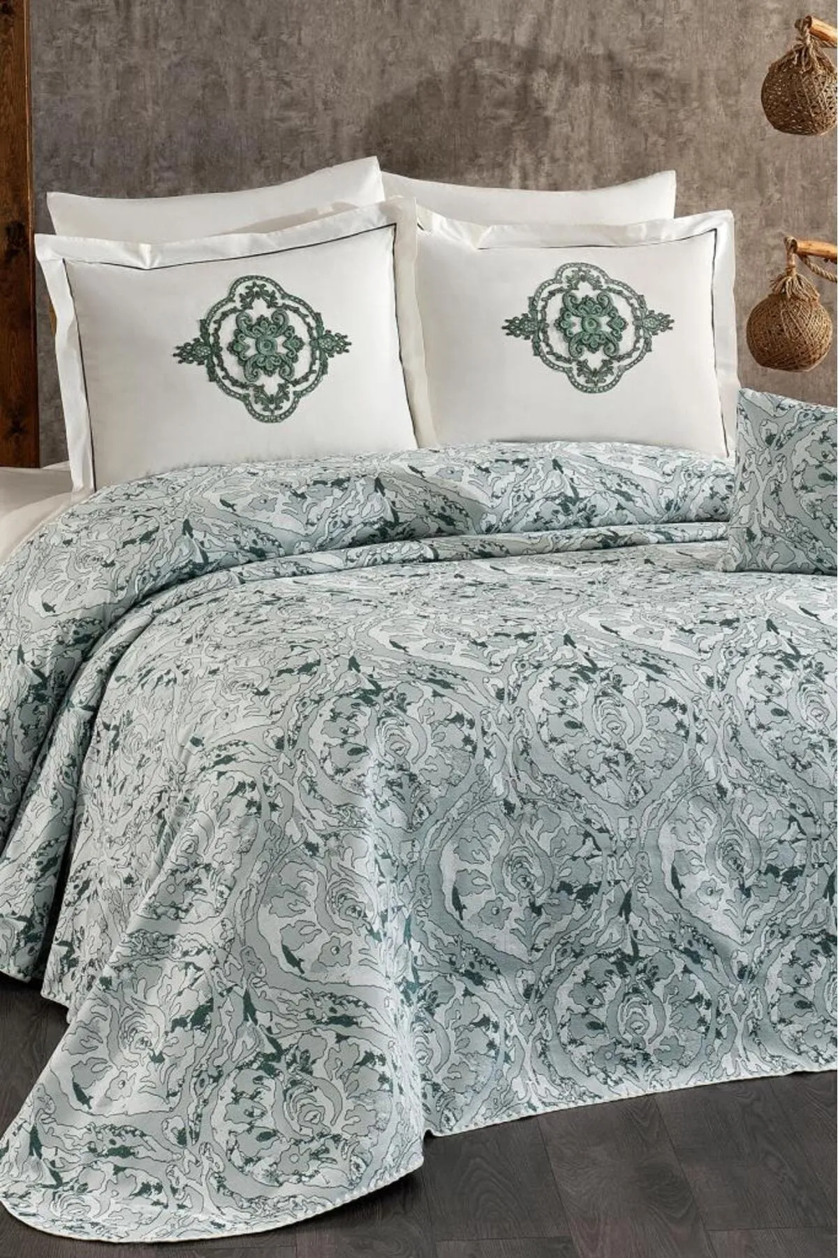 Çeyiz Diyarı  Elite 7-teiliges Chenille-Pique-Set, Creme – Grün