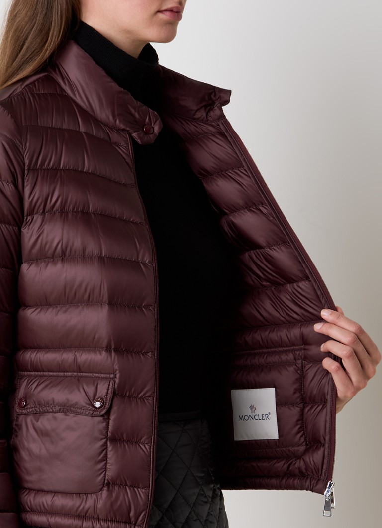 Moncler Lans stepēta jaka ar dūnu pildījumu un kabatām ar atloku