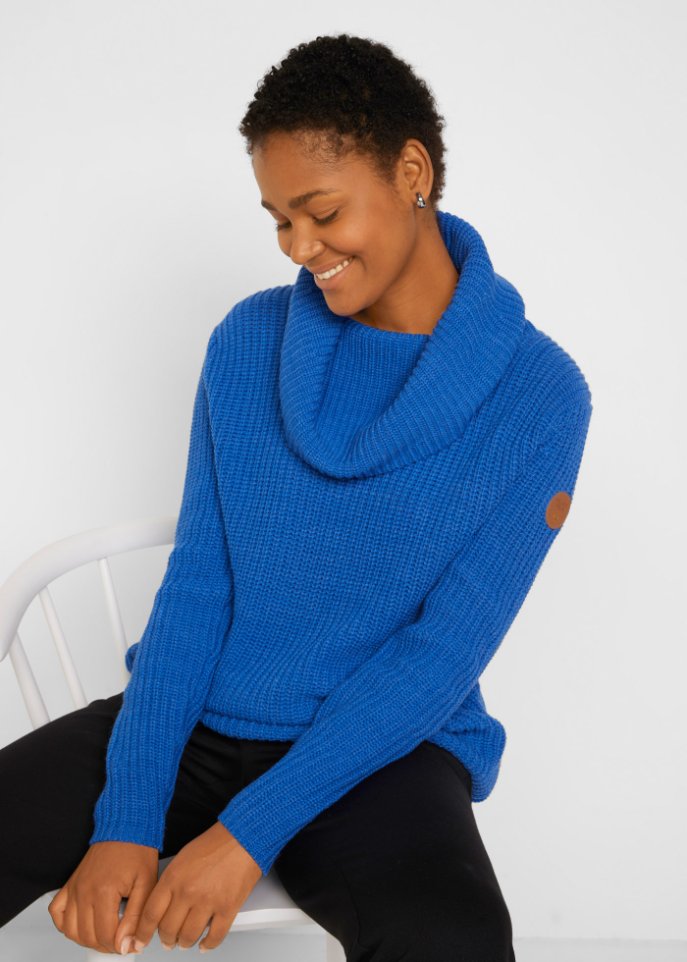 Grober Strickpullover mit weitem Kragen